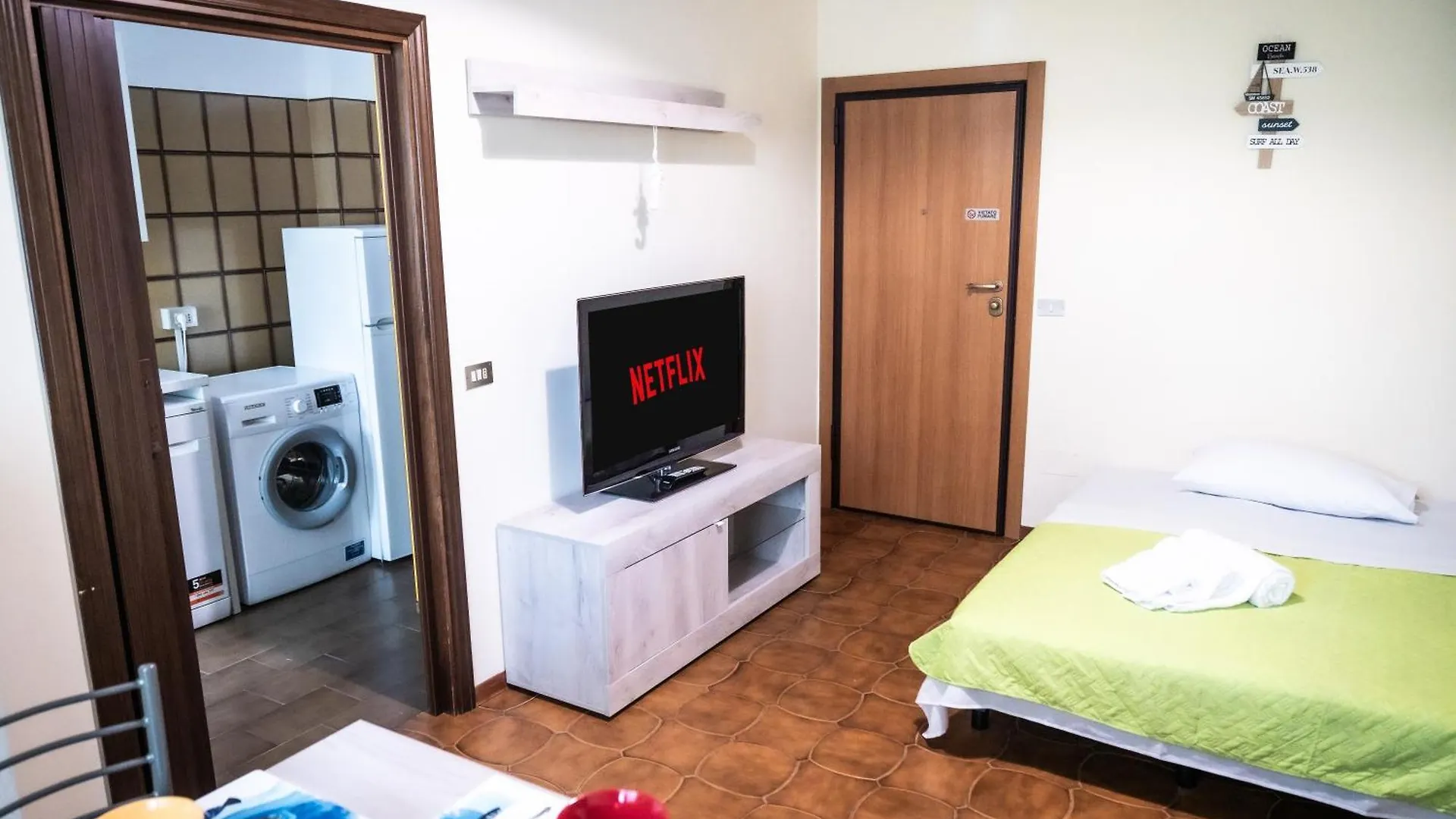 La Casa Di Carlotta Privat Parking Free 5 Min Dal Mare Apartment Cattolica