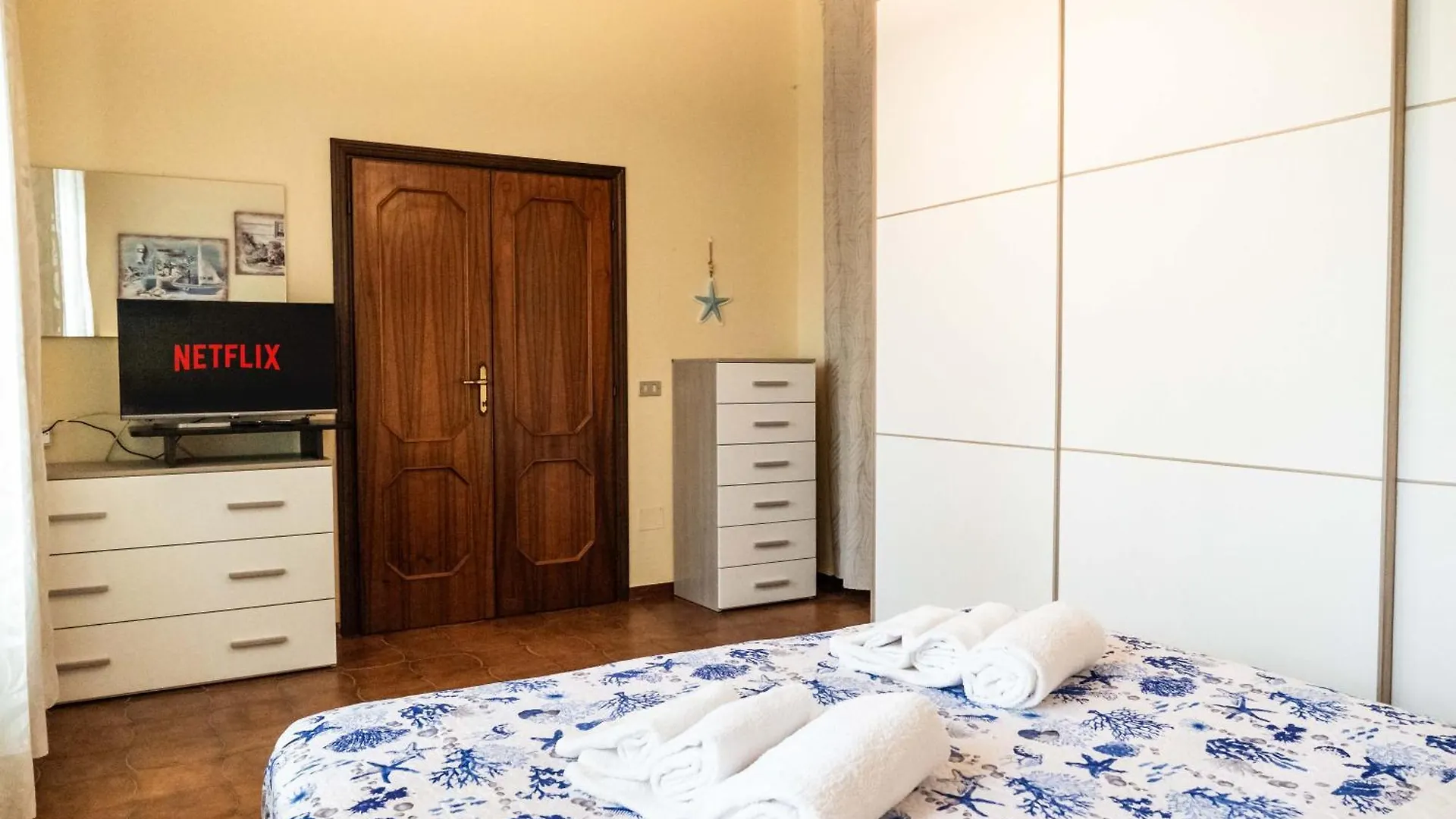 La Casa Di Carlotta Privat Parking Free 5 Min Dal Mare Apartment Cattolica